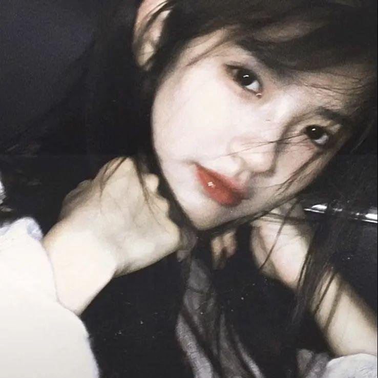 幽灵女孩 封面